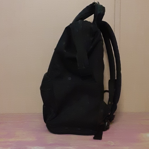 HERITAGE Black Backpack - Picture 3 of 8